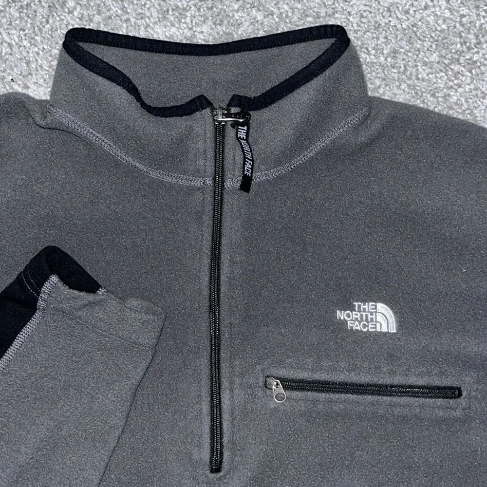 North Face Gray Black men’s fleece t neck hiking trail sweatshirt sweater XL